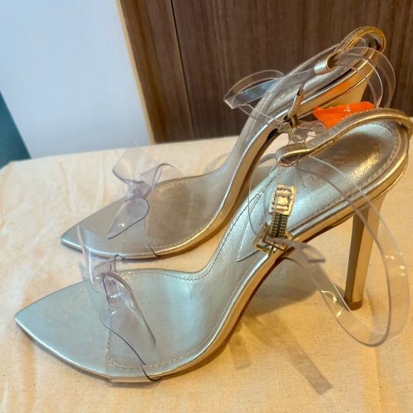 Brand NEW Schutz Elyda Gold Sandal 7.5 - Picture 5 of 8